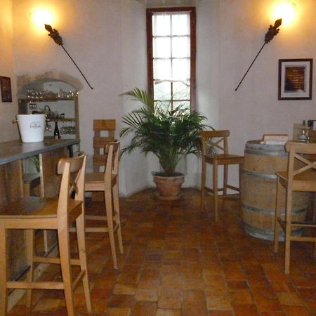 Le Manoir De Gatines Bed & Breakfast Tigne ภายนอก รูปภาพ