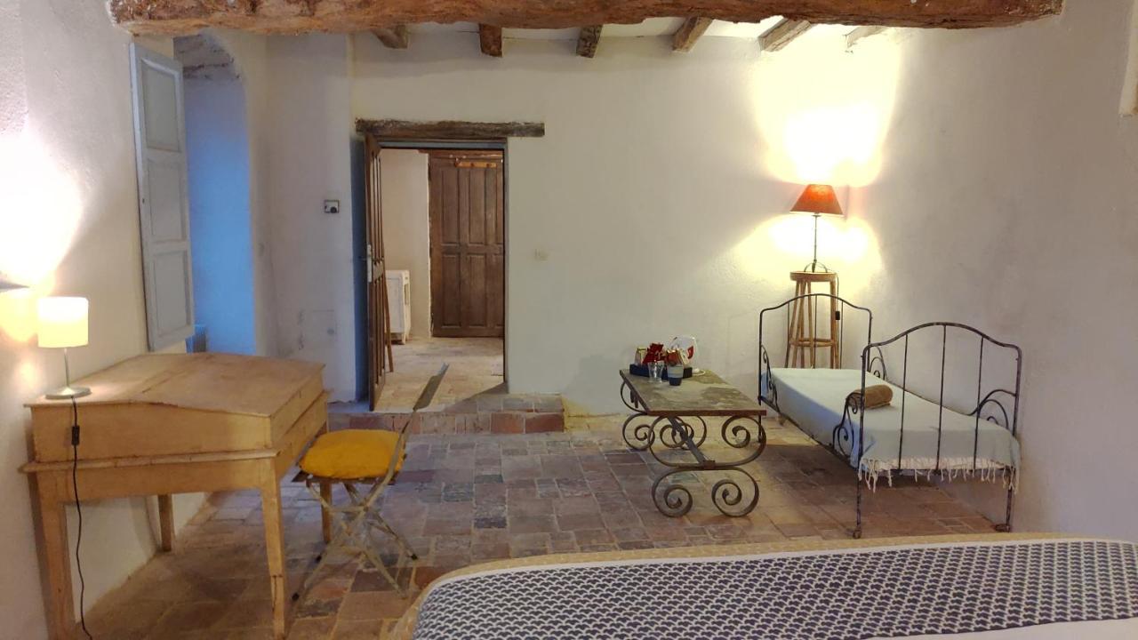 Le Manoir De Gatines Bed & Breakfast Tigne ภายนอก รูปภาพ