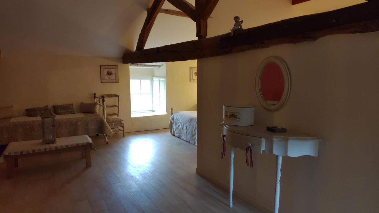 Le Manoir De Gatines Bed & Breakfast Tigne ภายนอก รูปภาพ