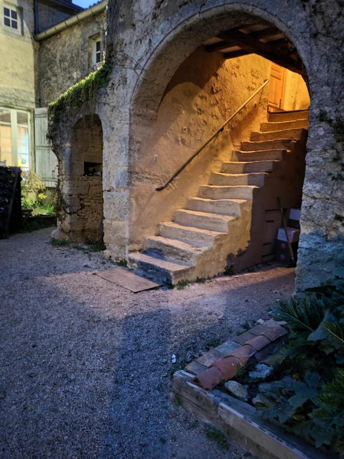 Le Manoir De Gatines Bed & Breakfast Tigne ภายนอก รูปภาพ