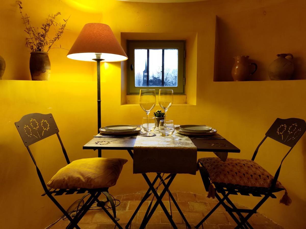 Le Manoir De Gatines Bed & Breakfast Tigne ภายนอก รูปภาพ
