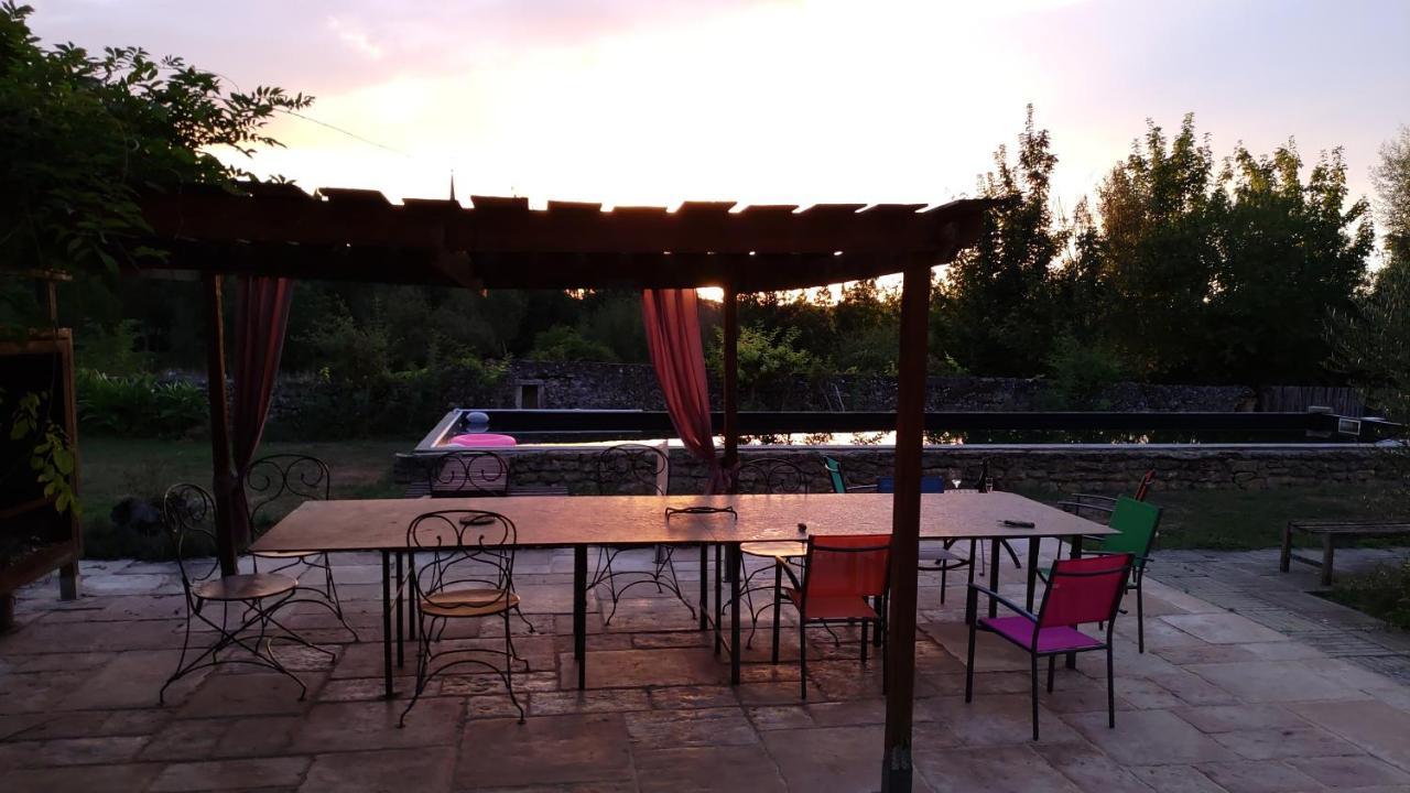 Le Manoir De Gatines Bed & Breakfast Tigne ภายนอก รูปภาพ