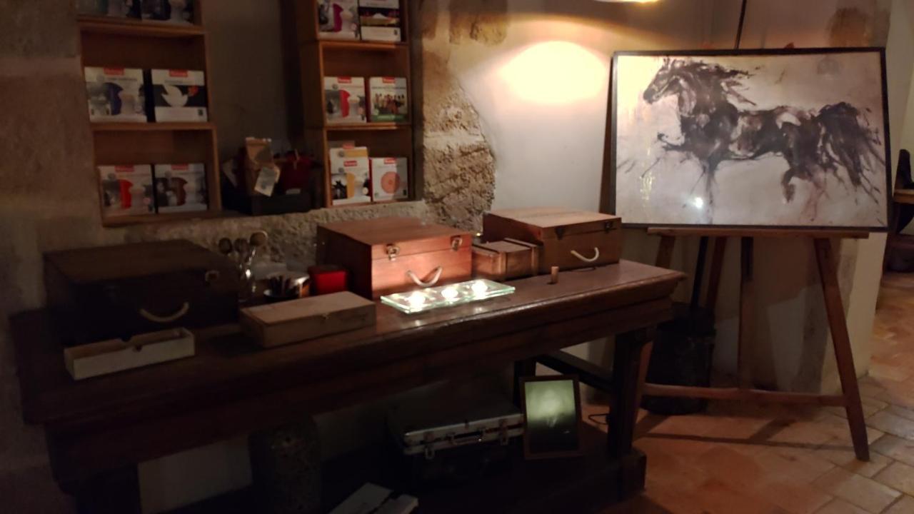 Le Manoir De Gatines Bed & Breakfast Tigne ภายนอก รูปภาพ