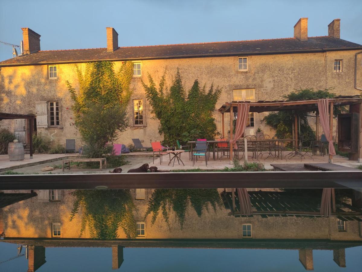 Le Manoir De Gatines Bed & Breakfast Tigne ภายนอก รูปภาพ