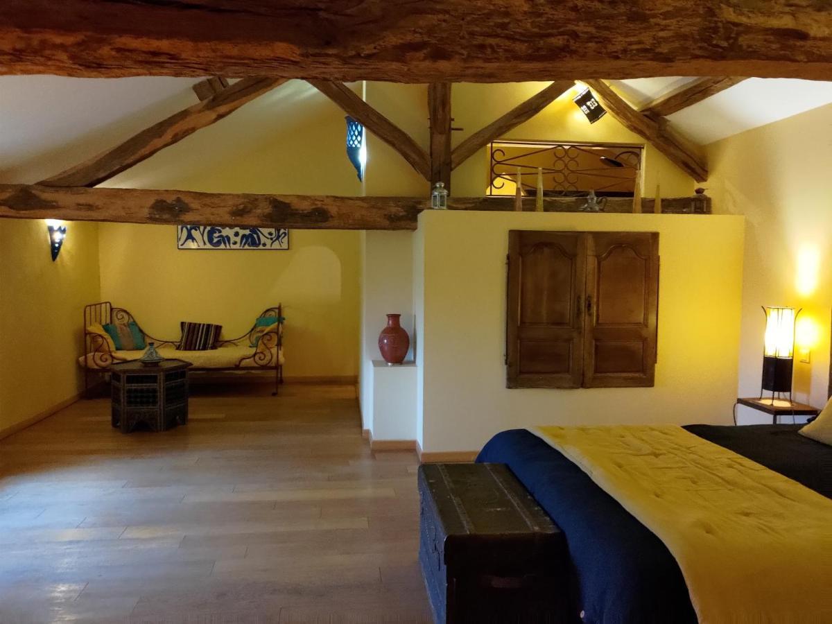 Le Manoir De Gatines Bed & Breakfast Tigne ภายนอก รูปภาพ