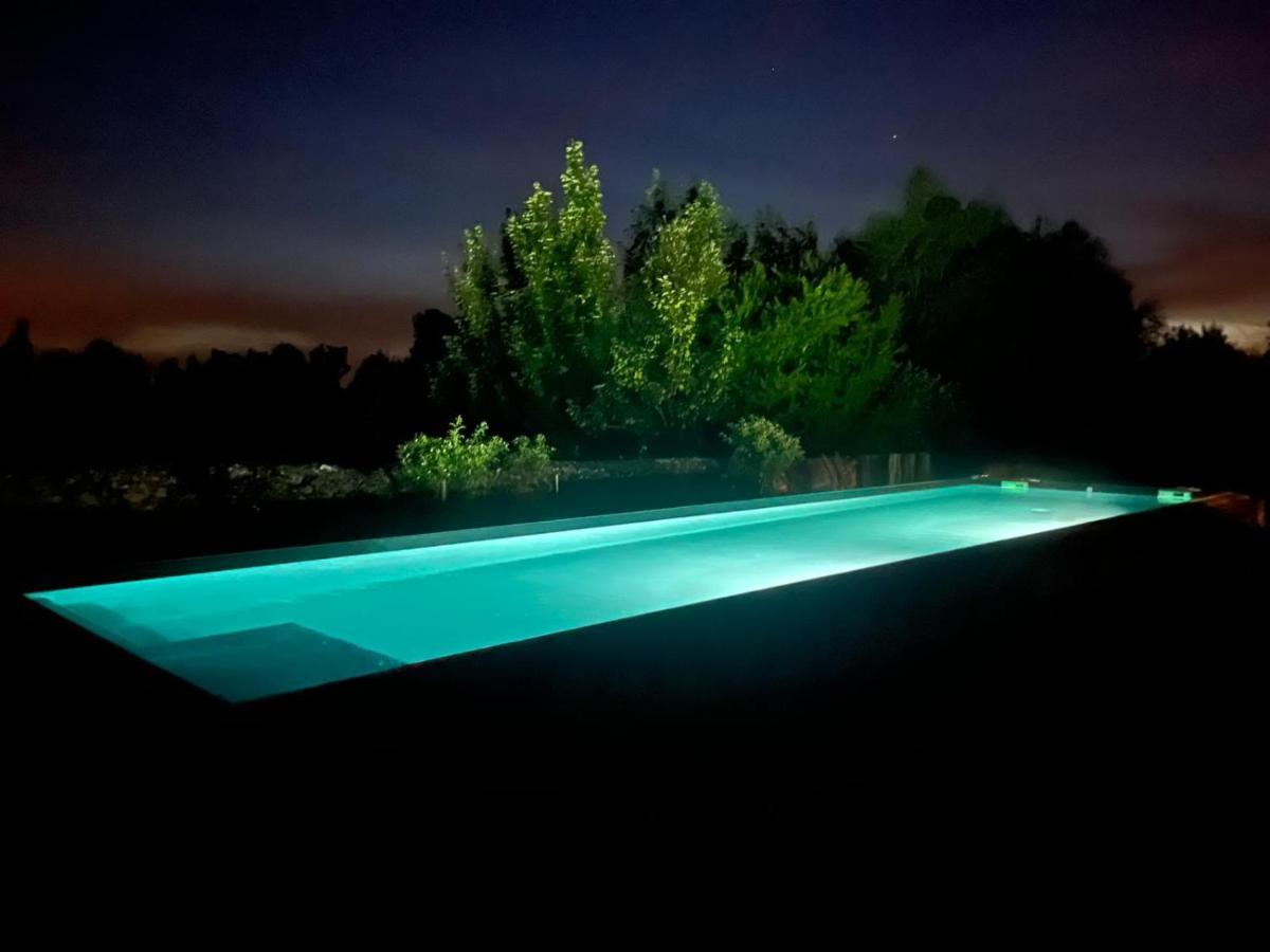 Le Manoir De Gatines Bed & Breakfast Tigne ภายนอก รูปภาพ